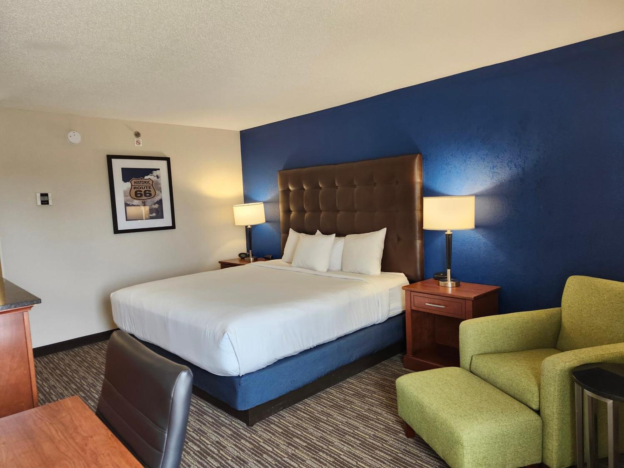 Heritage Inn & Suites St Louis Fenton, Trademark By Wyndham Exterior foto