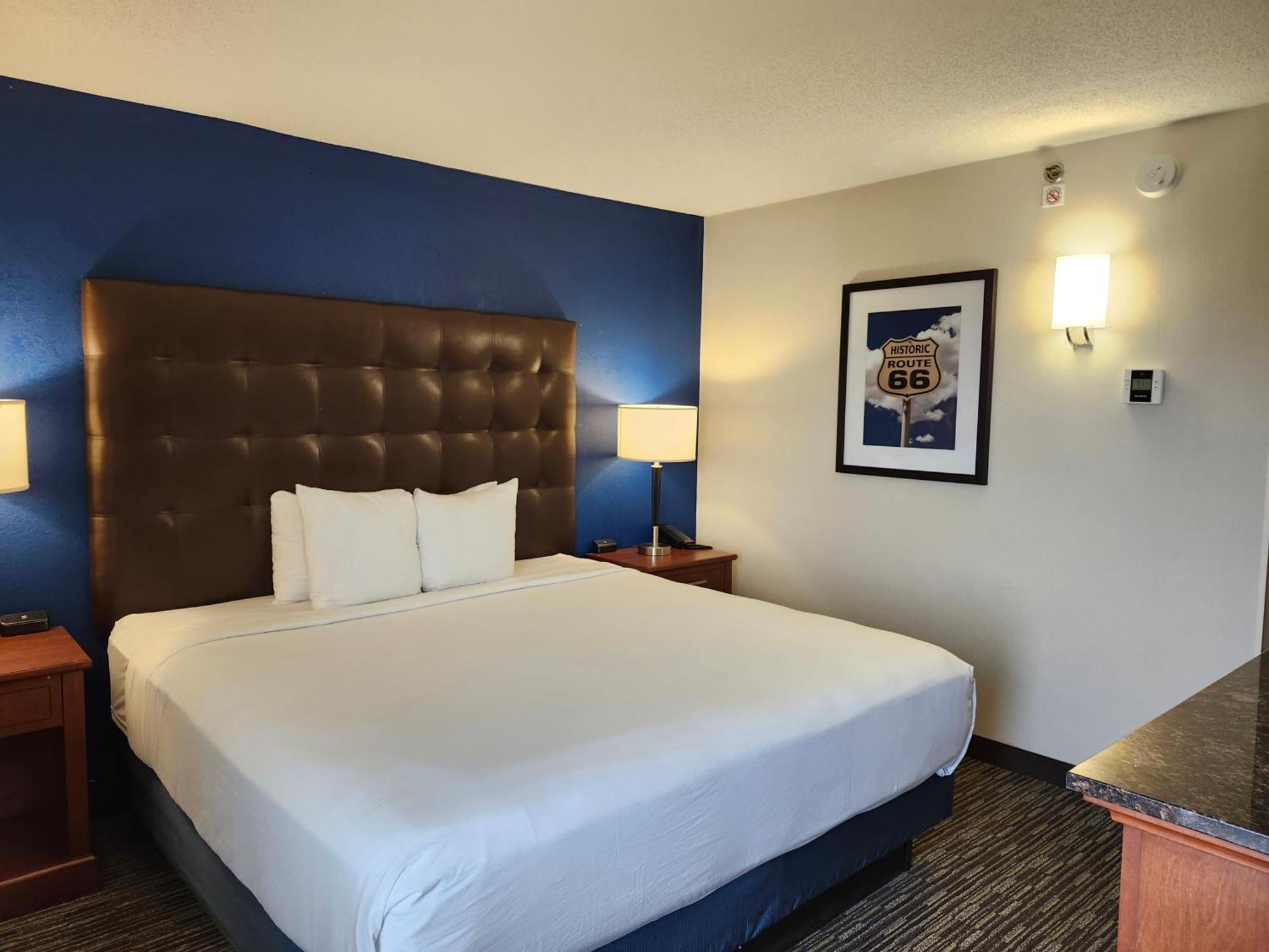 Heritage Inn & Suites St Louis Fenton, Trademark By Wyndham Exterior foto